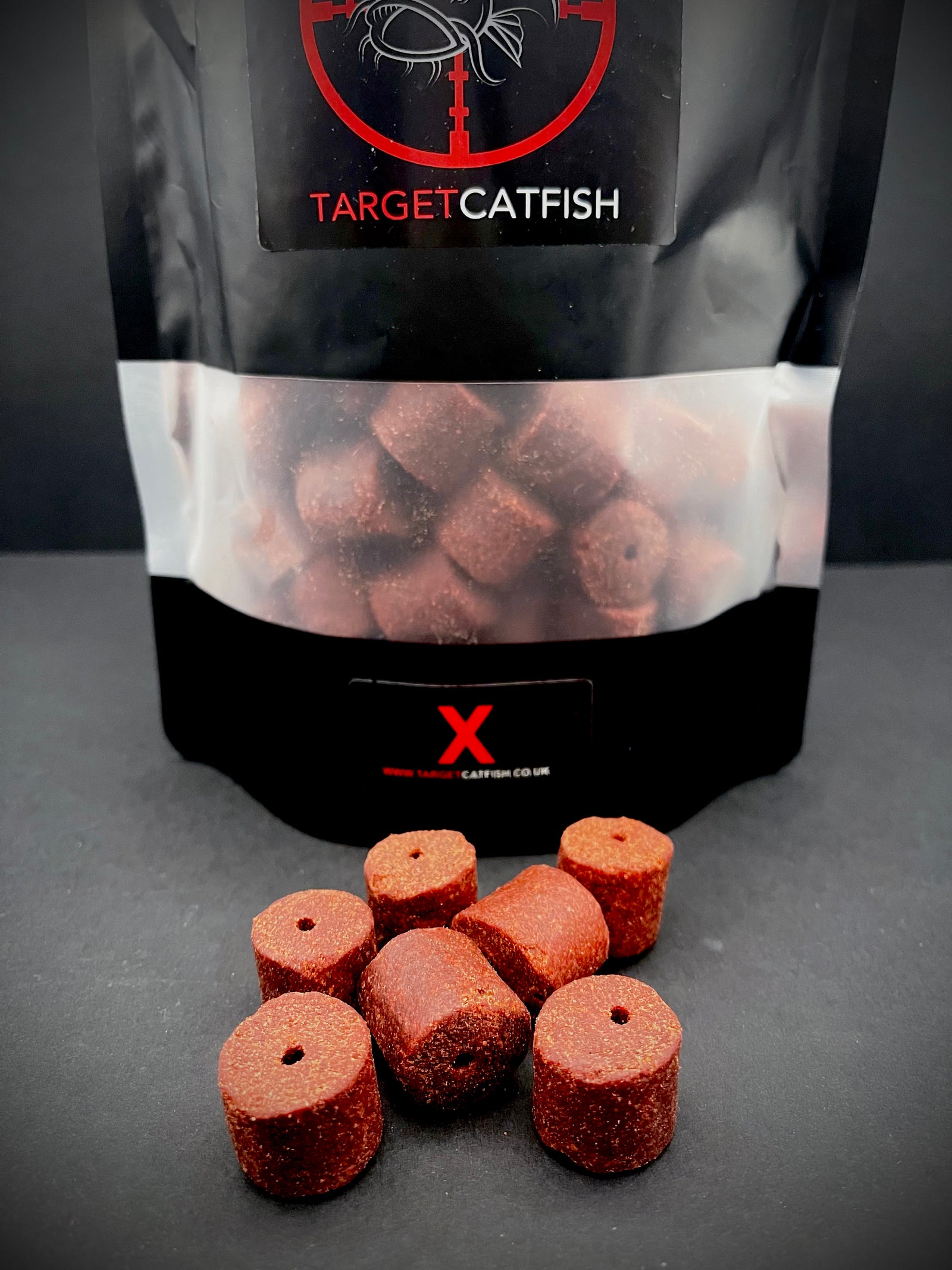 Target Catfish 20mm Pre-drilled Glugged Halibut Pellet